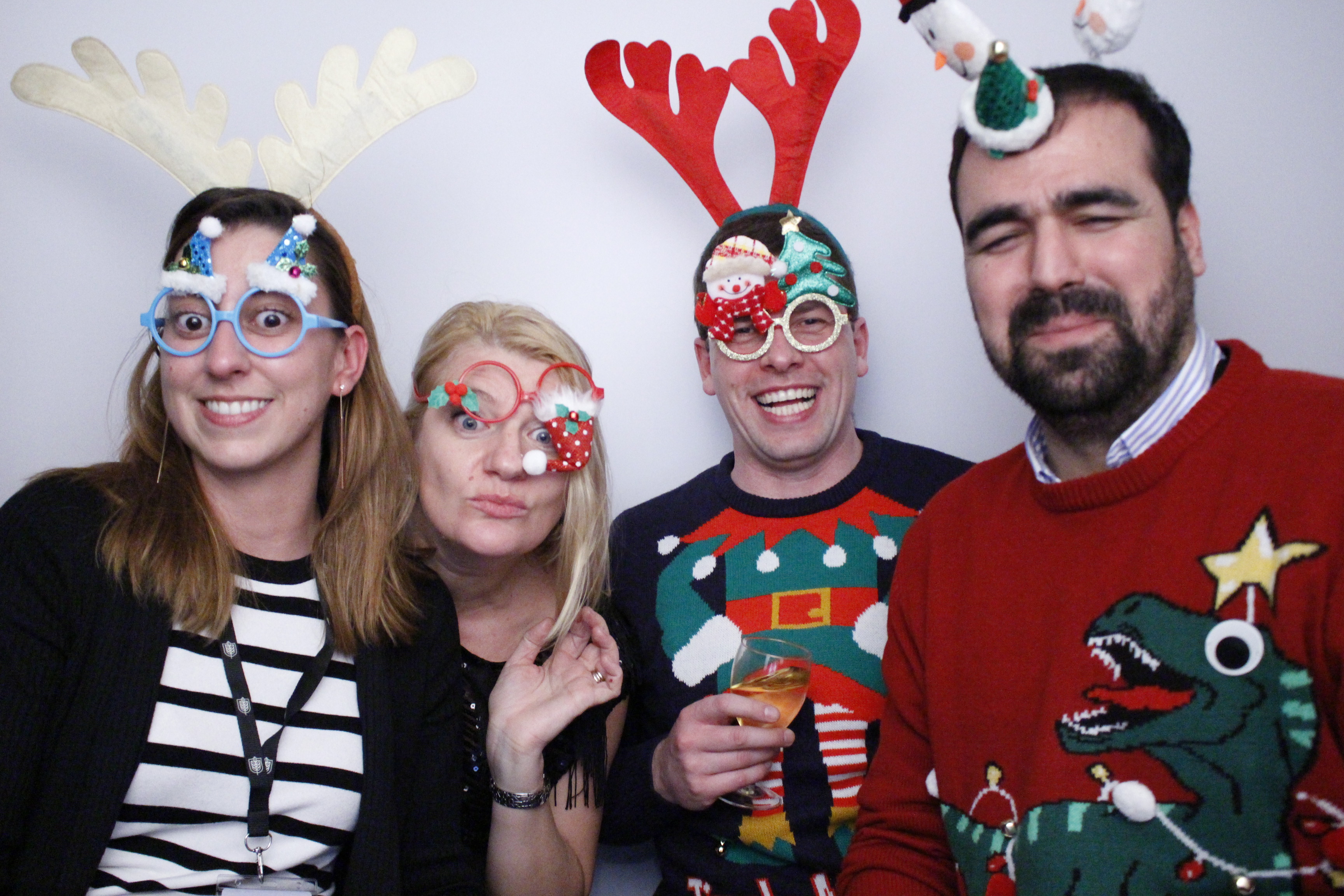 Hult EMBA Year 1 Christmas Dinner | View more photos from the event at gallery.myphotoboothexperience.co.uk/u/MyPhotoBoothExperienceLtd/Hult-EMBA-Year-1-Christmas-Dinner